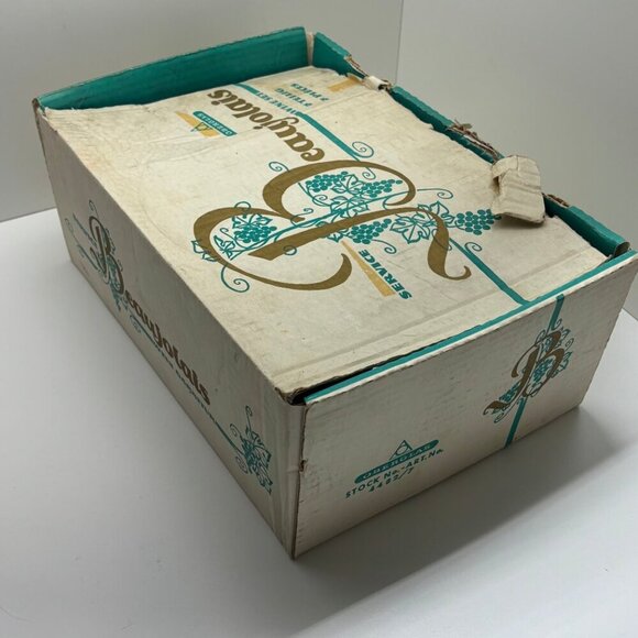 Vintage Oberglas Beaujolais Wine decanter and 6 glasses with original box - Picture 4 of 10